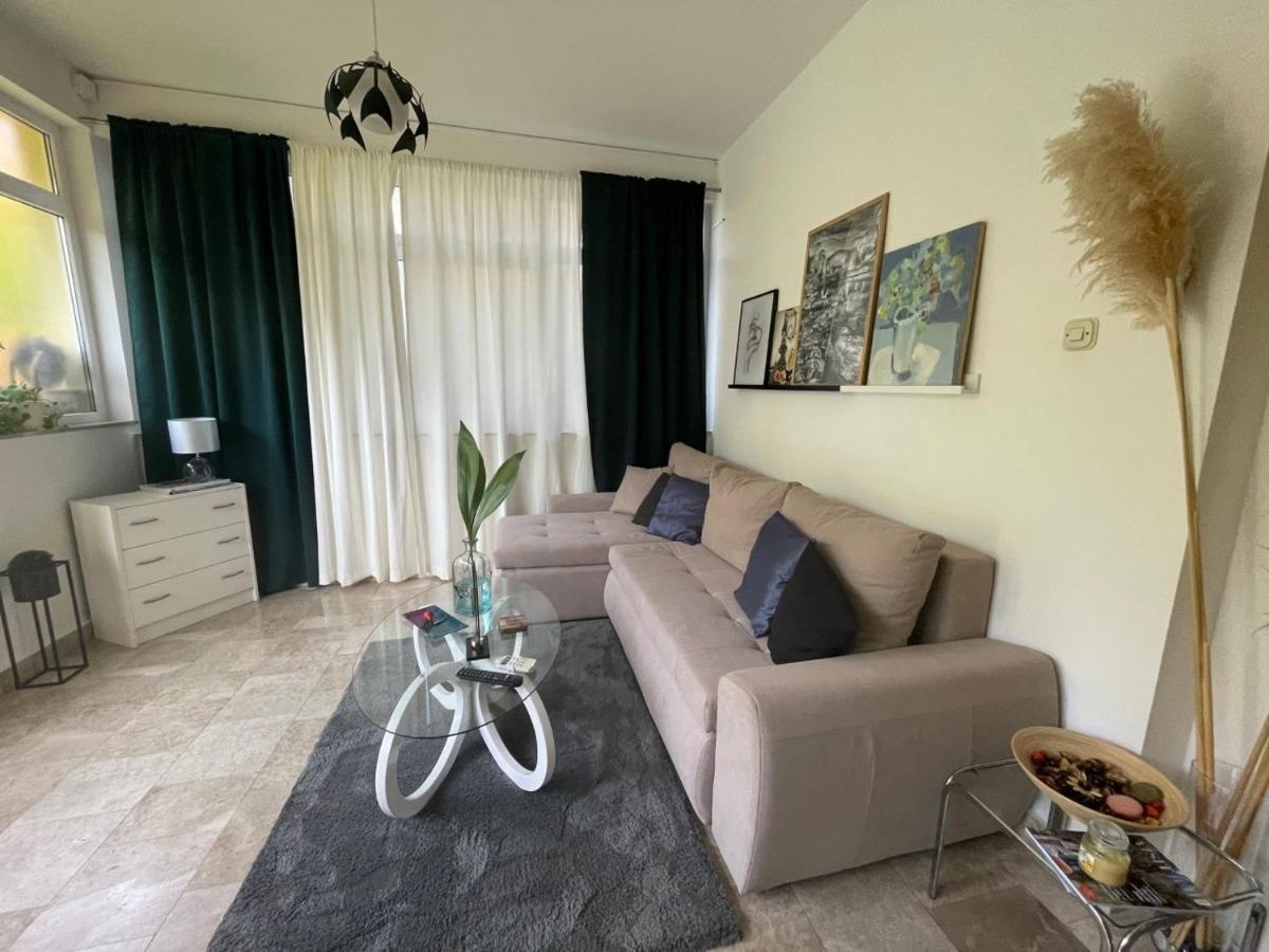Villa Tamara With Garden And River View - Free Private Parking - Garage Mostar Exteriör bild