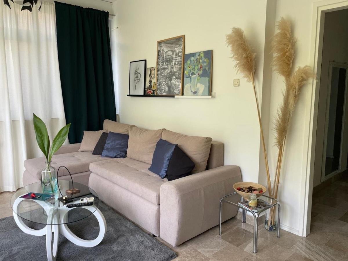 Villa Tamara With Garden And River View - Free Private Parking - Garage Mostar Exteriör bild