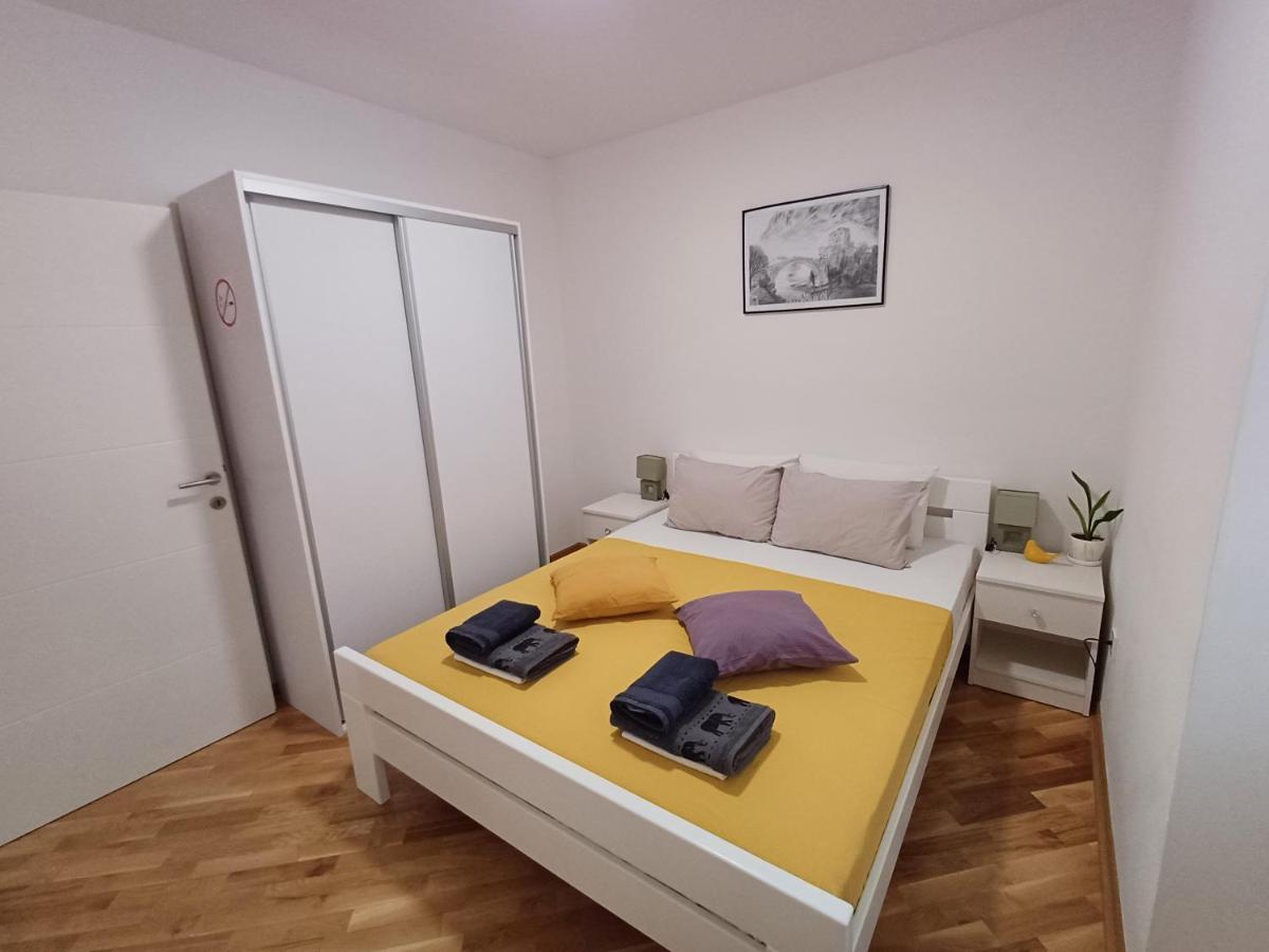 Villa Tamara With Garden And River View - Free Private Parking - Garage Mostar Exteriör bild
