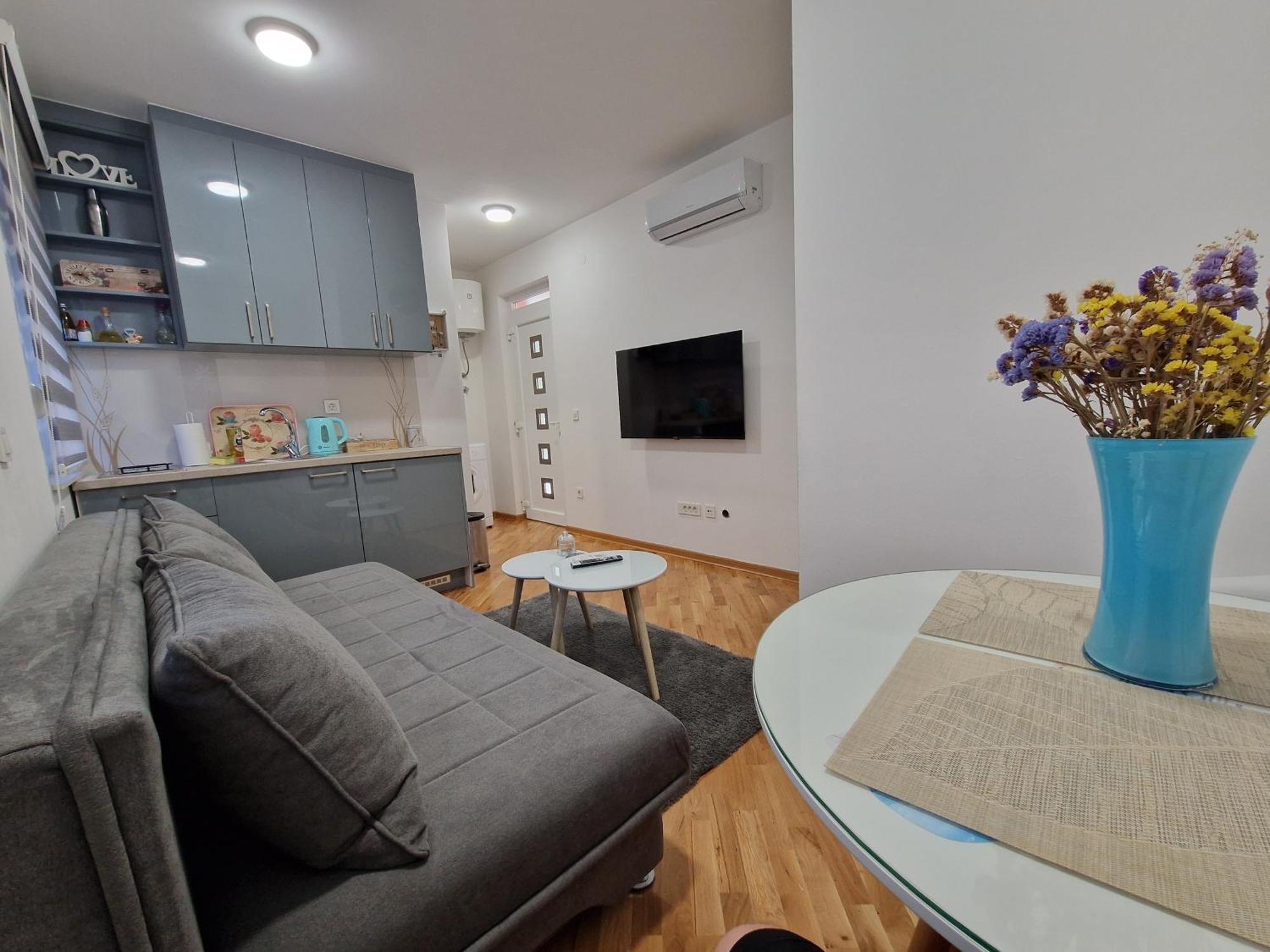 Villa Tamara With Garden And River View - Free Private Parking - Garage Mostar Exteriör bild